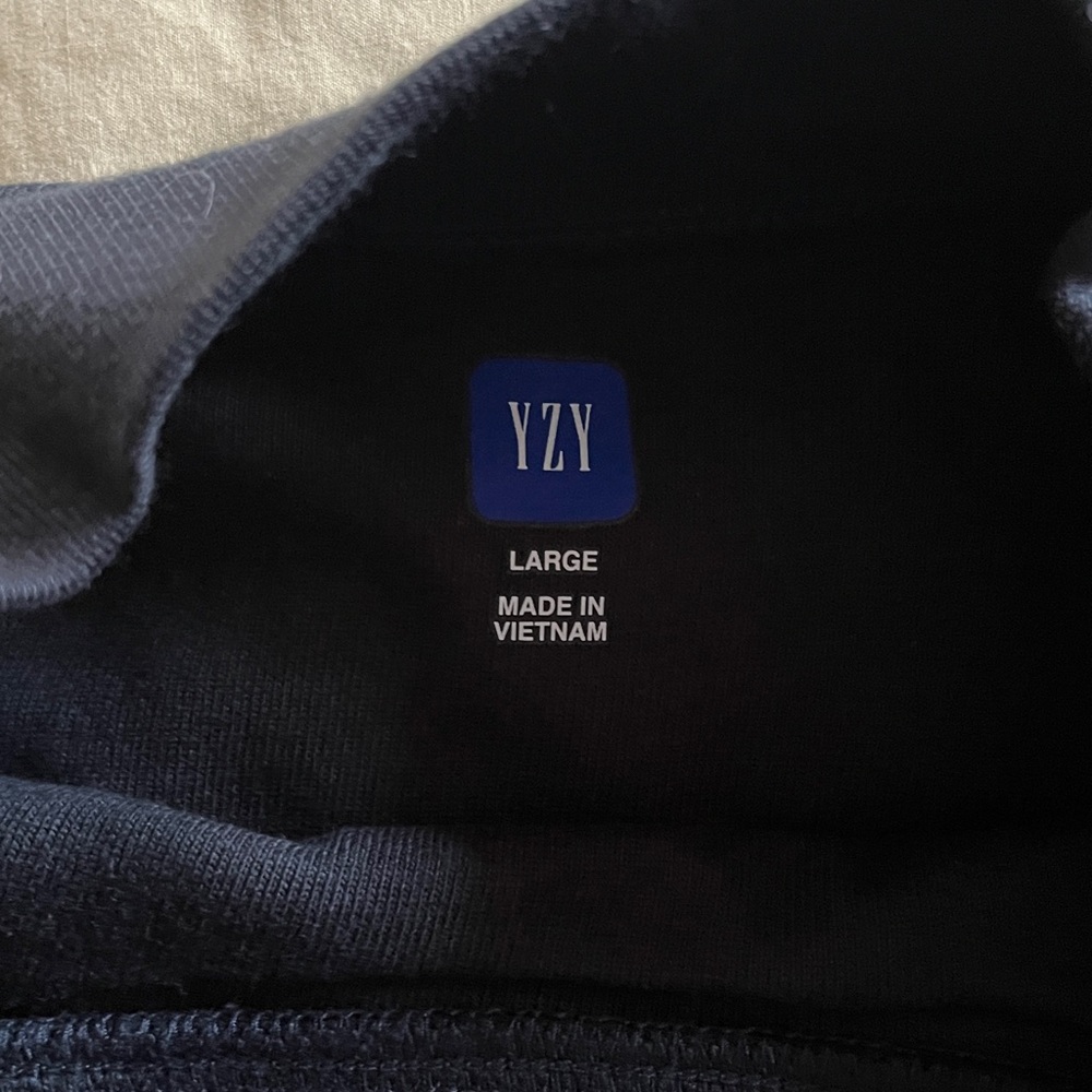 YZY Gap Balenciaga Dove Tee - Picture 2 of 3